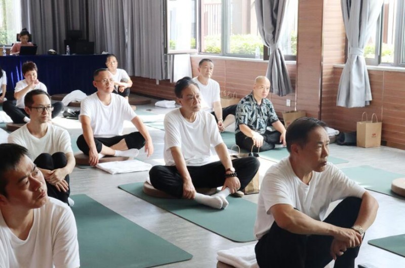 師點(diǎn)文化：認(rèn)識(shí)自己，做生命的主人